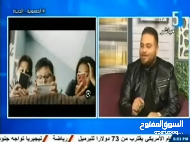 حسام شلبي مدرس لغة عربية و محاضر في التلفزيون المصري