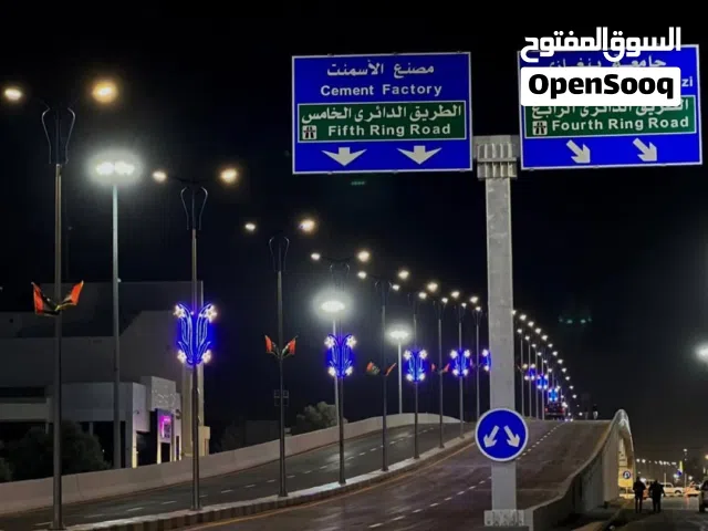 فيلا تجارية في فينيسيا على الرئيسي