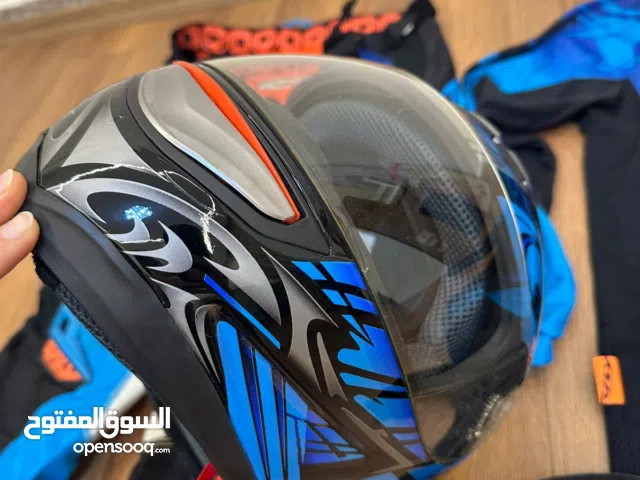 للبيع خوذة براند امريكي fly racing  ABS Plastic قياس 57-58  مستعمل مره واحده( اخو الجديد )