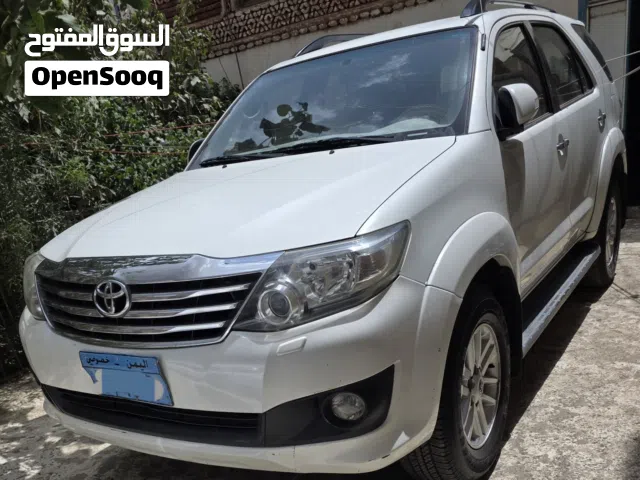 2012 Toyota Fortuner SR5