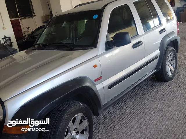 Used Jeep Liberty in Amman