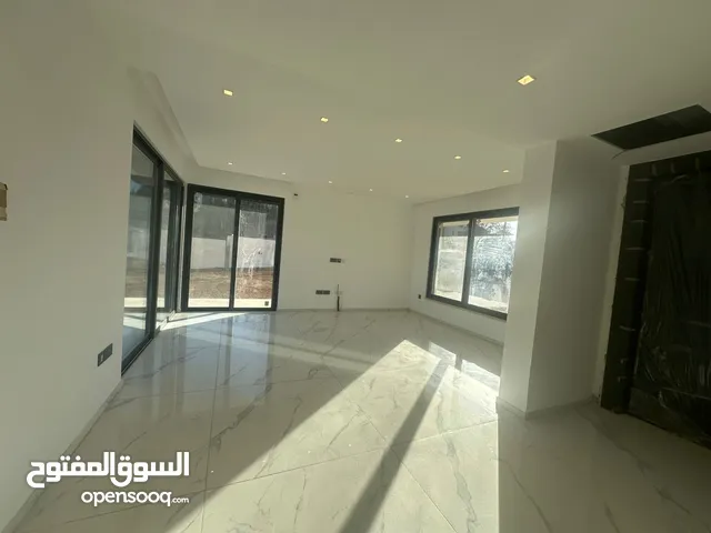 Semi-attached villa in Al Fuhais ( Property ID : 40384 )