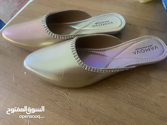 Other Sandals in Al Batinah