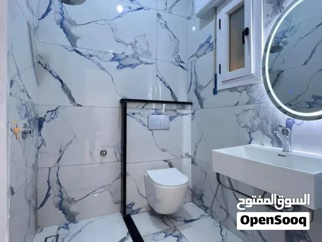 الواحدي – معلم بلاط في صنعاء  تركيب بلاط احترافي لكل الأنواع  إذا تبحث عن معلم بلاط شاطر في صنعاء ي