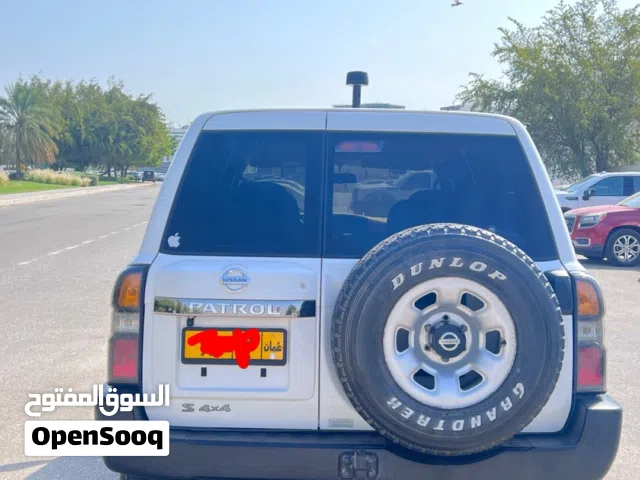 2015 نيسان باترول GL