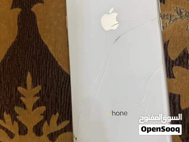 8 عادي مش مغير شي عيبه مرشه خلفيه بس