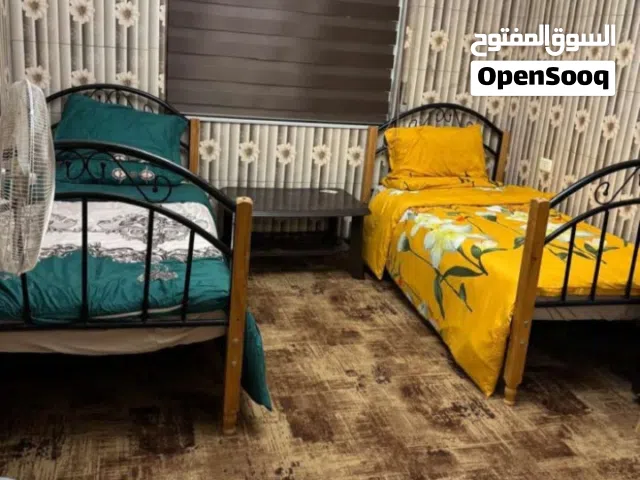 200 m2 3 Bedrooms Apartments for Rent in Amman University Street