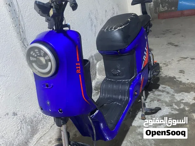 دراجه r11 للبيع