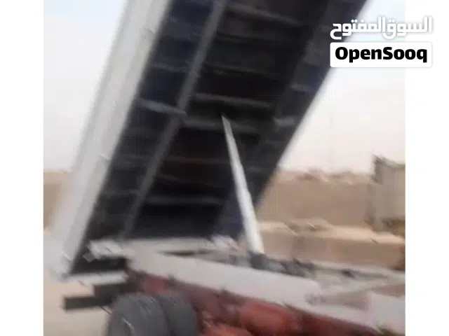 ركاردو قلاب لنقل مواد البناء