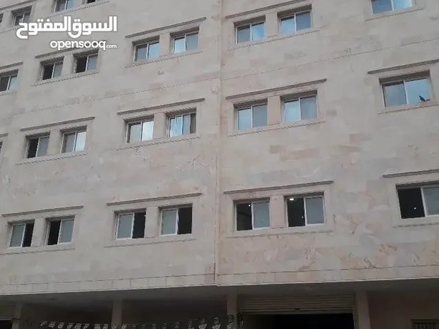 170m2 5 Bedrooms Apartments for Sale in Mecca At Taniem