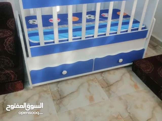 سرير للأطفال