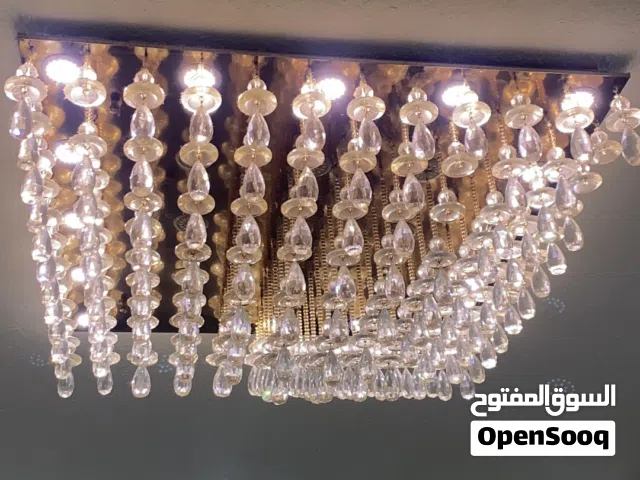 ثريات للبيع
