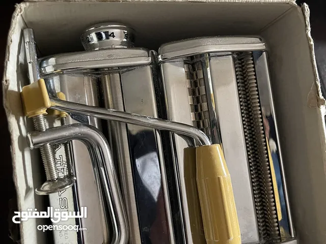 معدات مطبخ شويه و عصاره ومفرمه نوعين