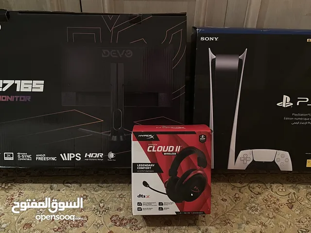 للببع PS5 Digital Edition + شاشة من شركة DEVO (27inch / 2k / 165hz / 0.5ms) + سماعه wireless hyperx