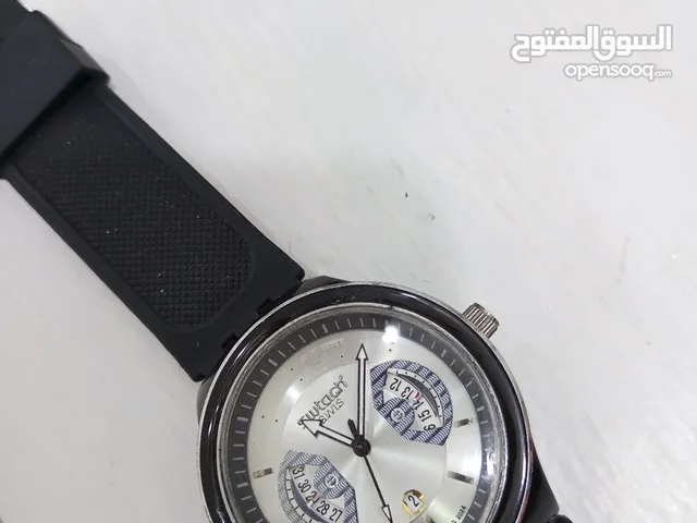 ساعه سواتش طبق الاصل شغالة ما فيها شي