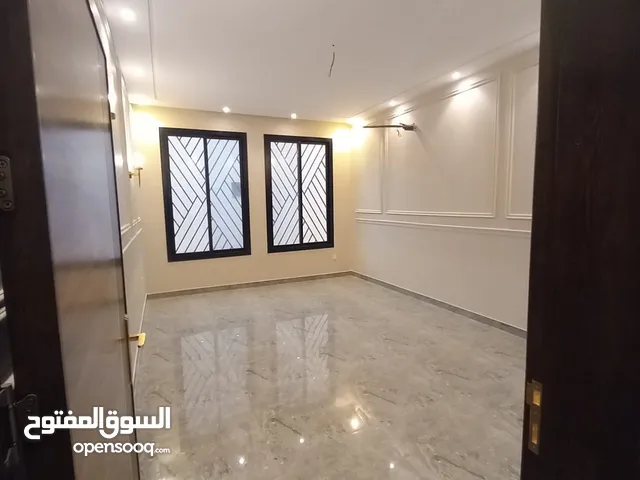 175m2 5 Bedrooms Apartments for Sale in Jeddah Ar Rayyan