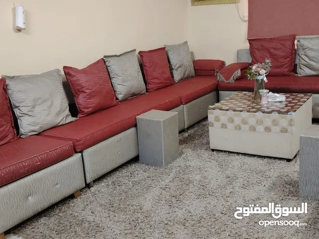 كنب غرفة جلوس للبيع مستعجل