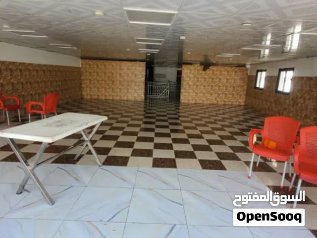 مطعم للتقبيل دورين