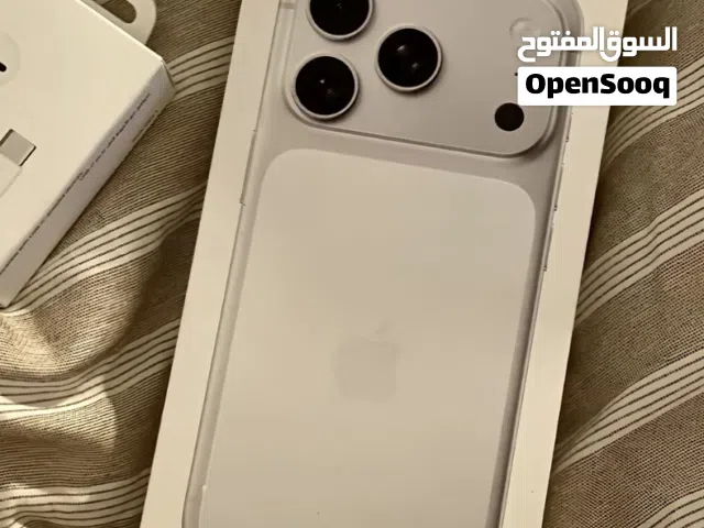 ايفون 17 برو  256 جيجابايت