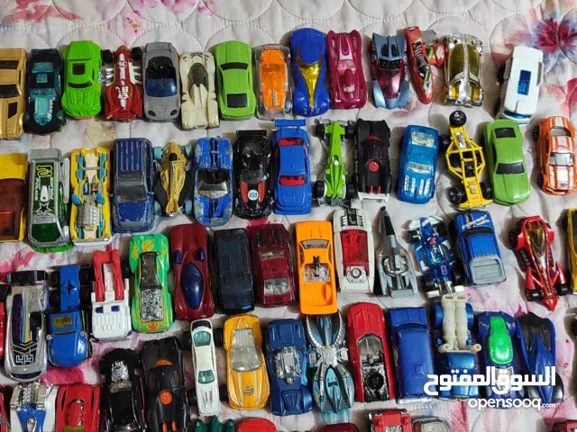 سيارات حديد مصغرة