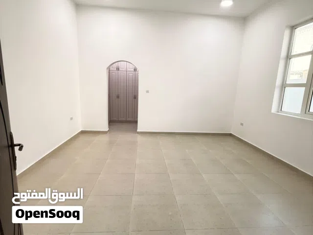 ستديوهات مفروشه وغير مفروشه بجميع مناطق العين شامل مياه كهرباء نت صيانه باركن