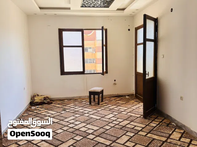 200 m2 3 Bedrooms Apartments for Sale in Gharyan Other
