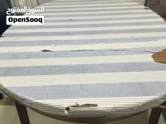 Dining table for sale