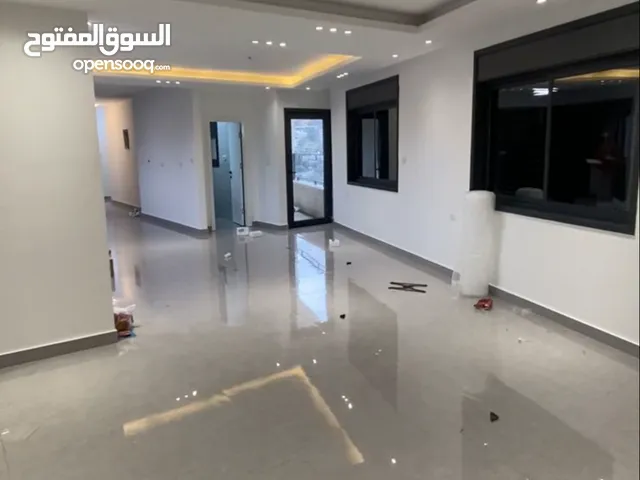 شقة مميزة للبيع في رام الله - جفنا مشطبة تشطيب ديلوكس في حي راقي وهادي طابو من المالك كاش او تقسيط