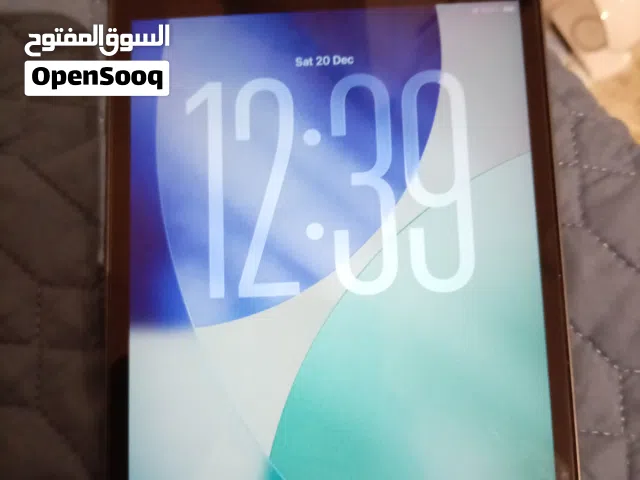 Apple iPad mini 5, (64gb) super good with cable Ios 26 updated. It's works osam
