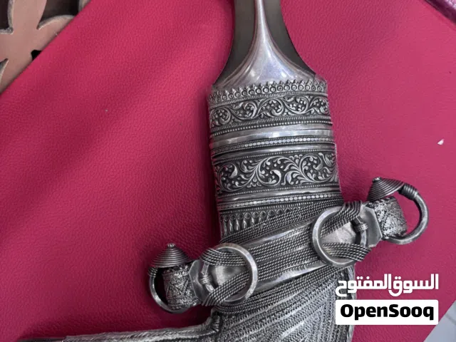 خنجر عماني بلفضه العمانيه عيار 925بقرن الزراف الافريقي