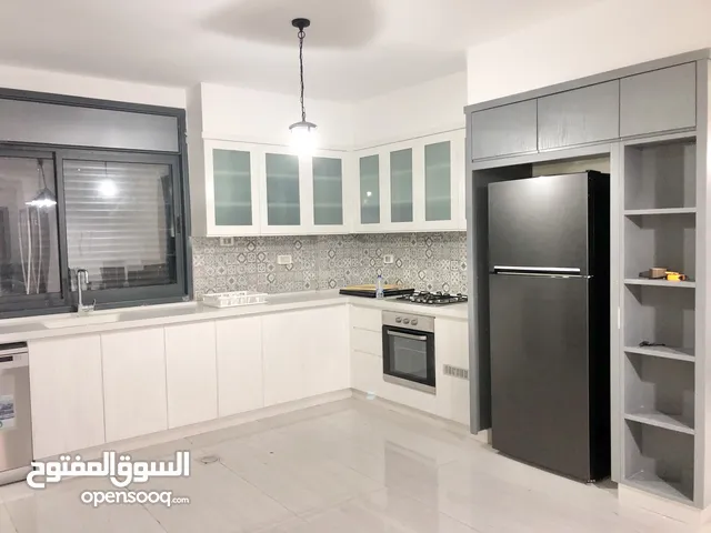 160 m2 3 Bedrooms Apartments for Rent in Ramallah and Al-Bireh Downtown