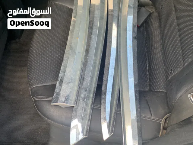 عدد 4 قطع 2 مرش جانبي امامي 2 الخلفي