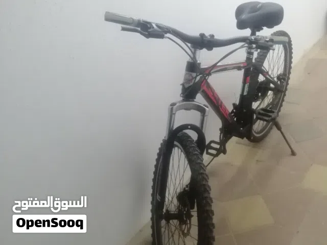 سيكل ماركه OFTER بحاله ممتازه وجاهزه للاستخدام التروس تعمل بحاله جيده ومن ماركه shimano
