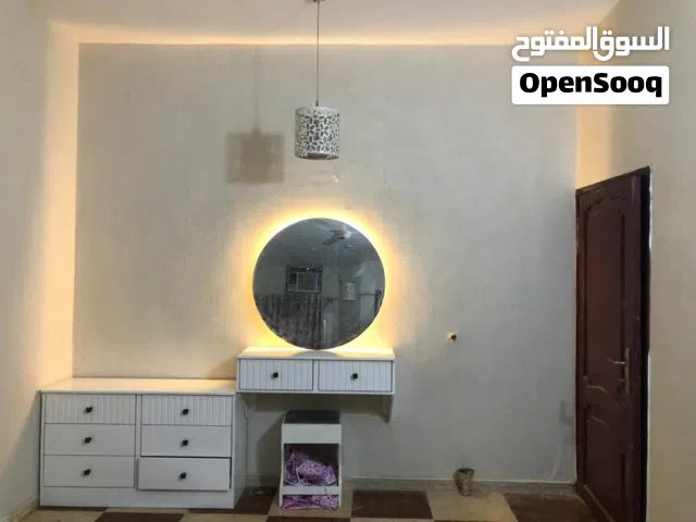 تتوفر لدينا أغراض منزلية بحالة ممتازة للبيع بسعر مغرٍ وسريع.
