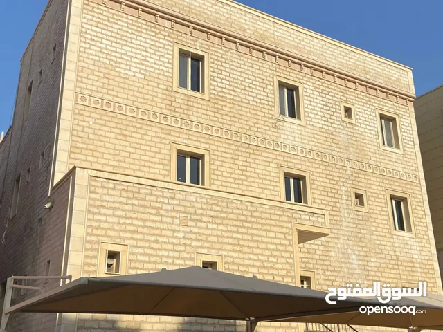 600 m2 More than 6 bedrooms Villa for Sale in Al Ahmadi Mangaf