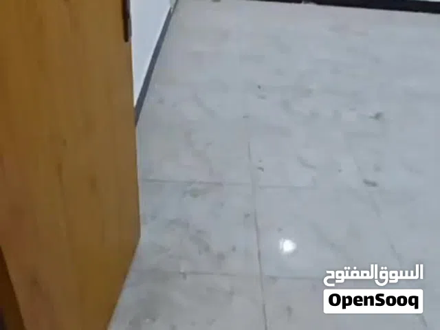 سلام عليكم متوفر عمال لدهان البيوت ول غرف شغل درجه اوله اي ستفسار خاص