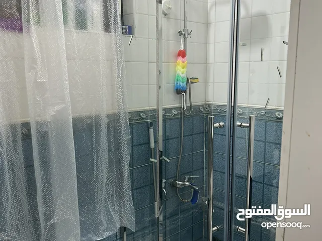 شاور حمام درجه أولى