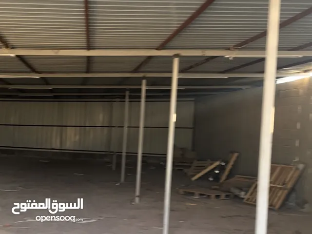 مخزن للايجار 250 متر قريب من دوار الشبرة