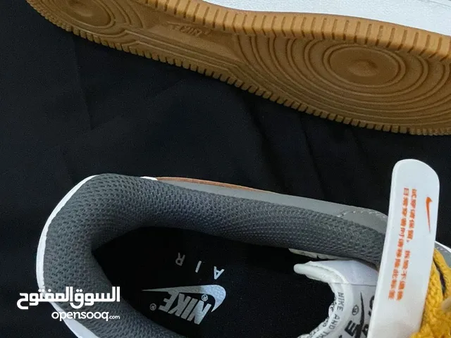 43 Sport Shoes in Jeddah