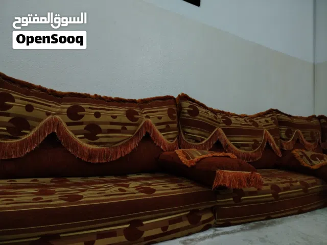 جلسة عربية أرضية