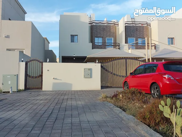 Unfurnished Yearly in Muscat Ansab