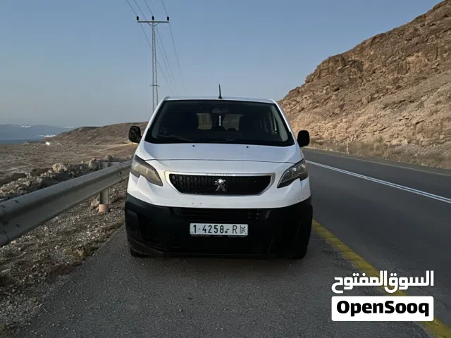 بيجو اكسبرت 2018