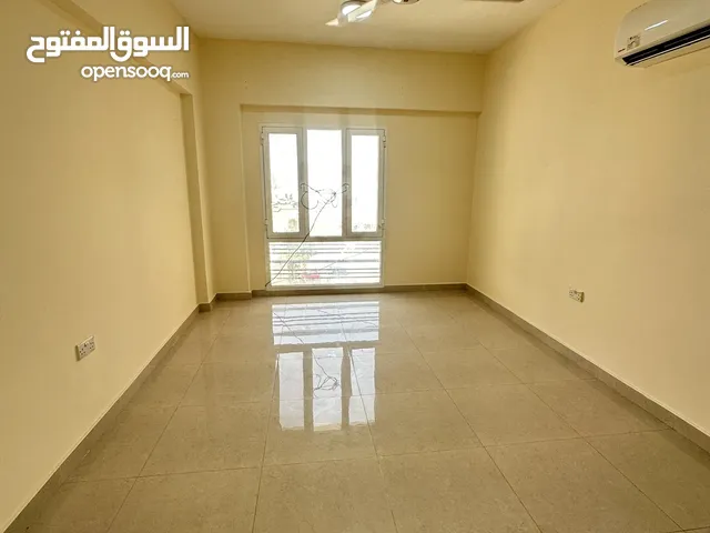 100 m2 3 Bedrooms Apartments for Rent in Muscat Al Khoud