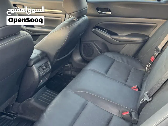 2025 Nissan Altima SL