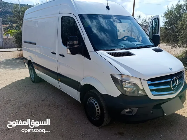 باص مرسيدس 519