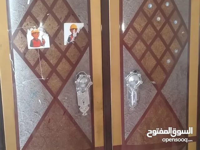كبت كبير حديدي بالكامل به بعض الخدوش مستعمل