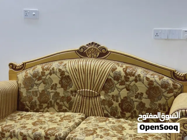 تخم قنفات ملكي متكون10مقاعد