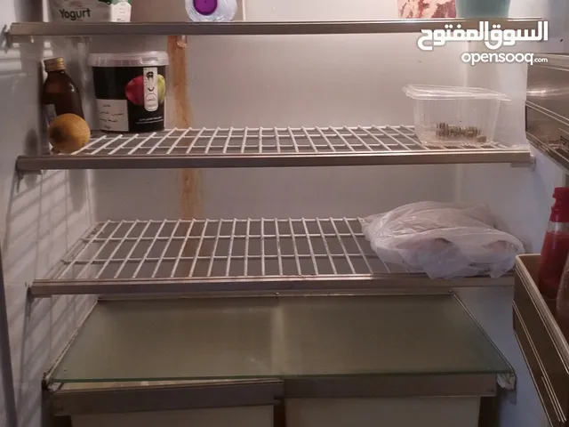 ثلاجة اميركي