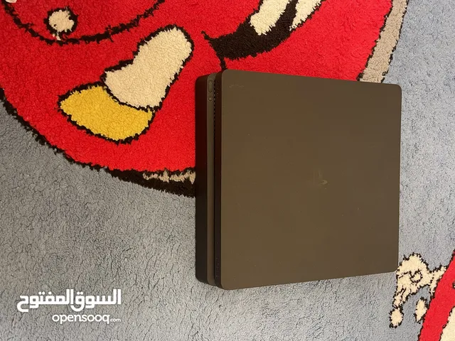 PlayStation 4 PlayStation for sale in Ras Al Khaimah