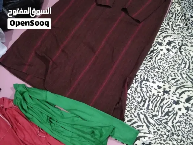 ملابس متنوعه اطفالي وحريمي ورجالي